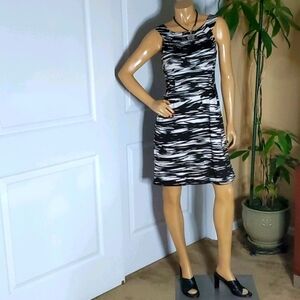 Calvin Klein Black & White print Dress Sz. 4, 5/$50